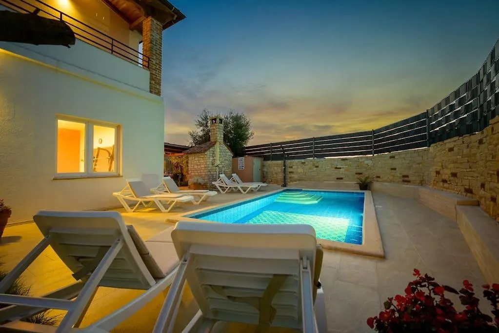Villa Marlema By Istrialux Pula Croatia